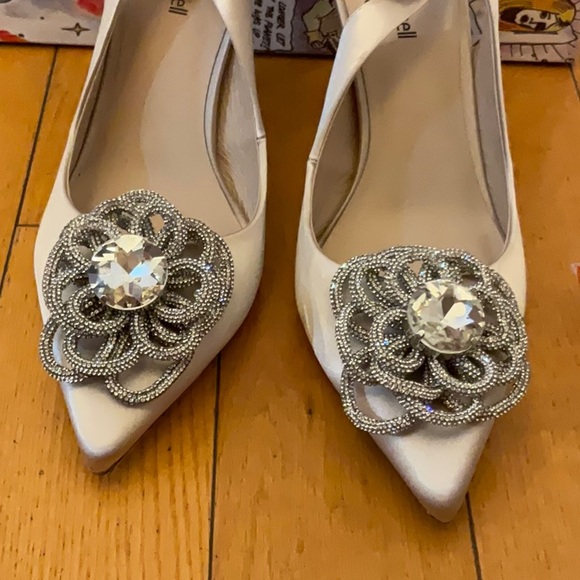 Jeffrey Campbell Zivot Pump Size: 8.5 - Picture 13 of 14